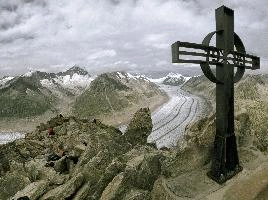 Iron Cross,  longest remaining alpine glacier, valais, eggishorn, mountains, glacier, stony, alps, wallis, rocks, schweiz, dry, alpine, mountains, peaks, moraine, great, aletsch, arid, alps