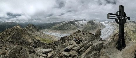 Cross on Eggishorn,  longest remaining alpine glacier
