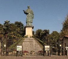 Colossus of Saint Mark in Arona, Italy, mark, saint, statue, bronze, sculpture, colossus, arona, piemonte, sunlight, italy, summer, europe, sky