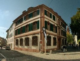 Basel, swiss, old, town, europe, red, urban, stadt, historic, basel, windows, switzerland, hous, blue sky, summer, terraced, city, stone, building, picturesque