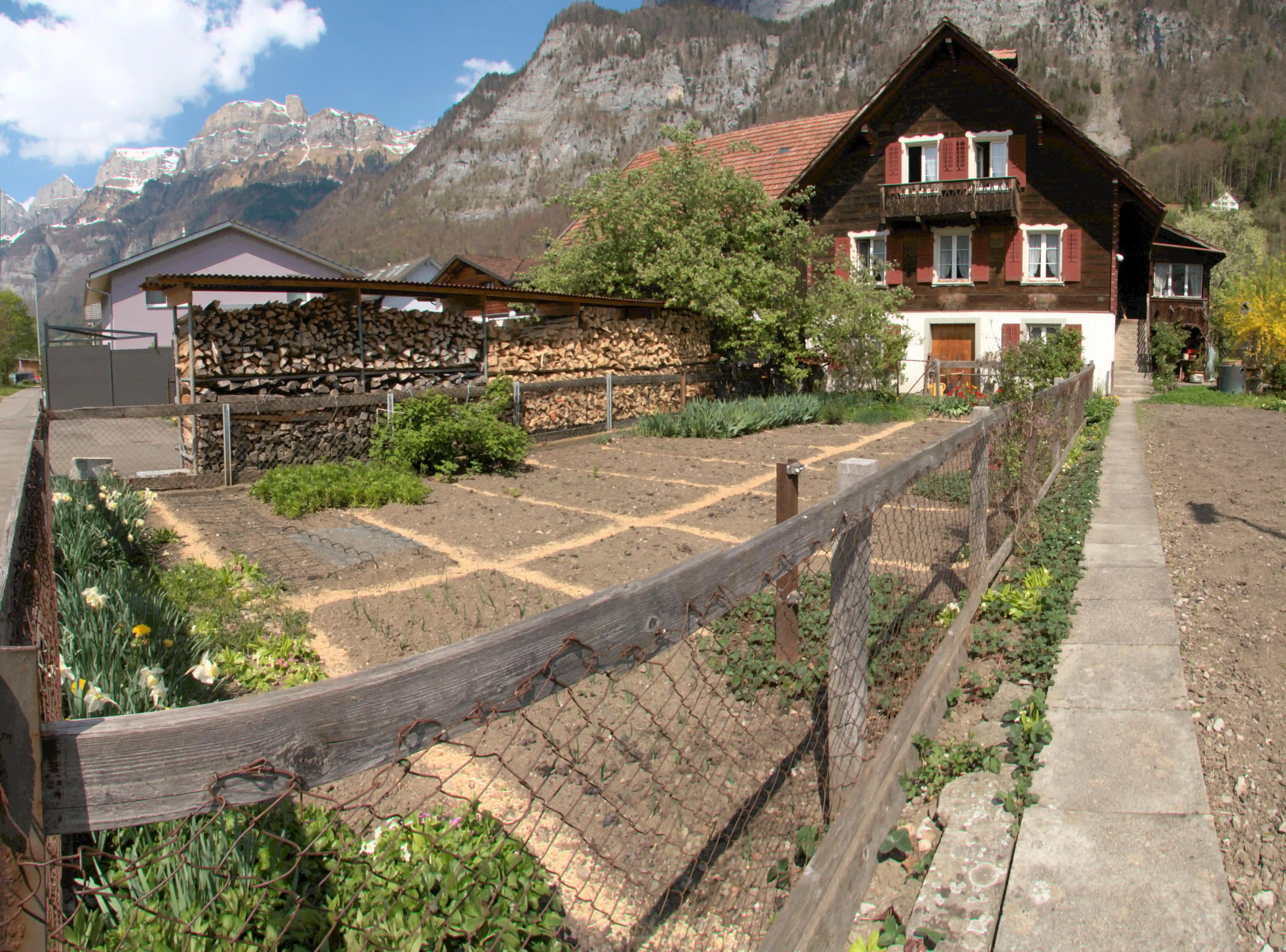 Berschis Cottage Garden, null