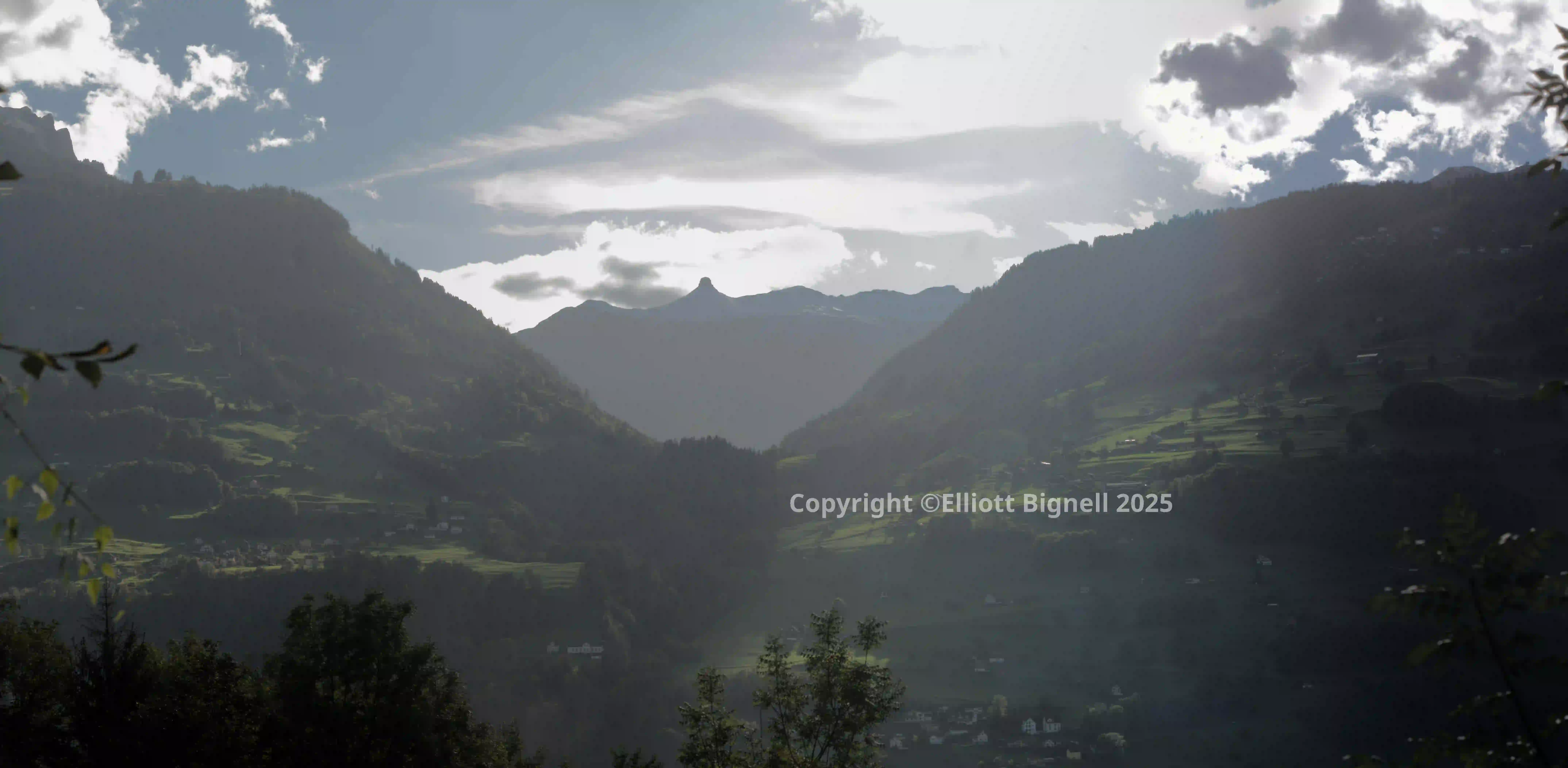 dsd_0628898-dsd_0628909.jpg