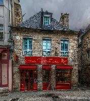 La Chocolaterie le Du.O à Guingamp, confectioner's in the town centre with striking facade, rural, chocolaterie, street, sign, dhr, red, town, facade, giongamp, shop, outdoors, cloudy, rural, traditional, brittany, old, bretagne, stone, confectioner, france, granite, chocolate