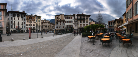 Piazza with Café in Como, europe, italy, como, lombardy, piazza, café, outdoors, buildings, town, panorama