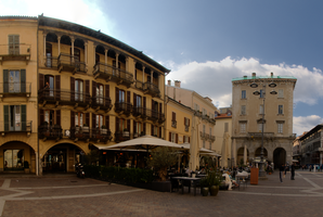 Piazza del Duomo in Como, Lombardia, como