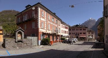 Hotel Calancasca in Grono, Graubünden, null