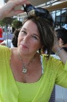 Bettina in Bar, null
