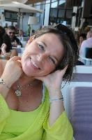 Bettina in Bar, null
