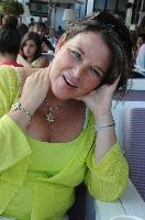 Bettina in Bar, null