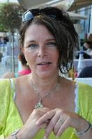 Bettina in Bar, null