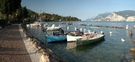 Lago di Garda at Malcesine, null