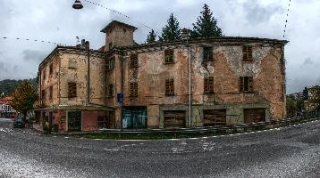 Building in Cortemilia, Liguria, liguria, wall, architecture, building, stone, village, neglect, street, italy, cortemilia, decay, business, plaster, exterior, outdoors, old, italian, town, dwelling, rendered, rural
