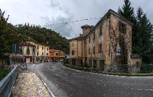 Building in Cortemilia, Liguria, liguria, wall, architecture, building, stone, village, neglect, street, italy, cortemilia, decay, business, plaster, exterior, outdoors, old, italian, town, dwelling, rendered, rural