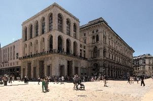 Milano, italy, facade, outdoors, urban, building, milan, stone, europe, architecture, historic, exterior, street, shopping, city