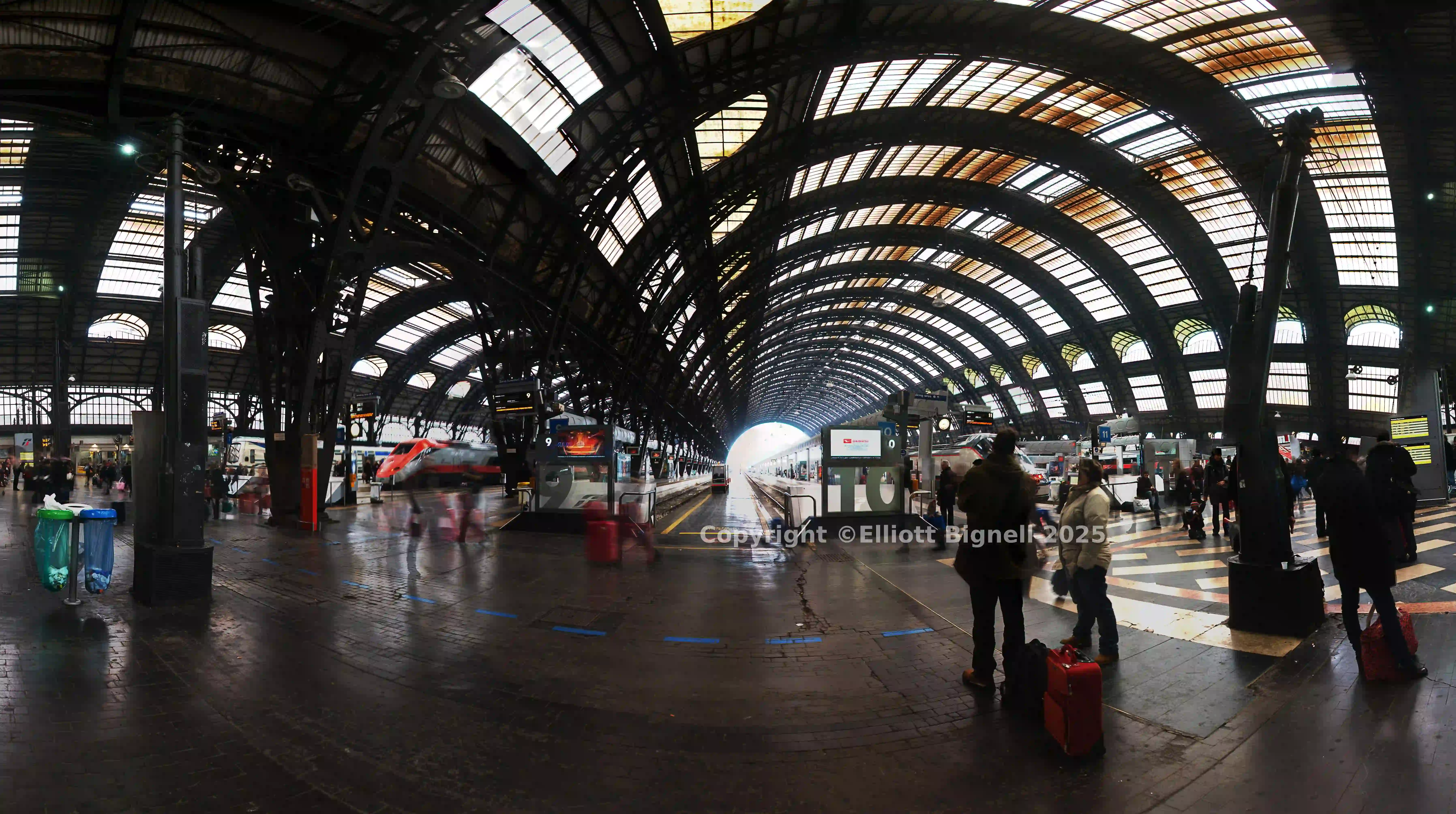 MilanStation2.jpg