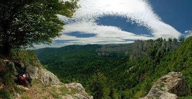 Creux du Van, mountains, du, scenic, rocks, spectacular, creuxduvan, wild, limestone, french, alps, cliff, blue sky, creux, scenery, stone, tourism, neuchastel, swiss, daylight, alpine, van, clouds, cove, summer, creux du van, switzerland, sunshine, bay, green, karst, noiraigue, romandie, landscape, rugged