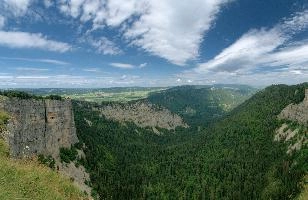 Creux du Van
Stonewalled, creux, green, karst, scenery, switzerland, alps, romandie, stone, alpine, van, sunshine, neuchastel, scenic, limestone, spectacular, schweiz, noiraigue, tourism, mountains, du, blue sky, cliff, clouds, rugged, creux du van, daylight, french, wild, swiss, bay, cove, summer, landscape