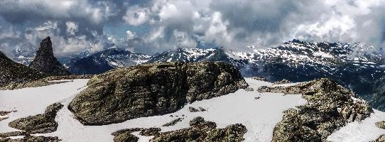 mantiuk_3926-mantiuk_3932.jpg