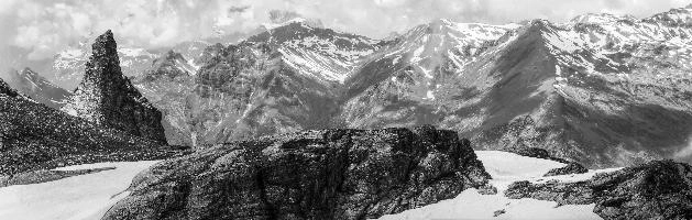 mantiuk_4046-mantiuk_4052bw.jpg