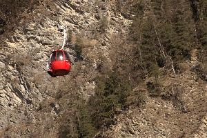 Cable car over the Ruinaulta, Graubünden, null