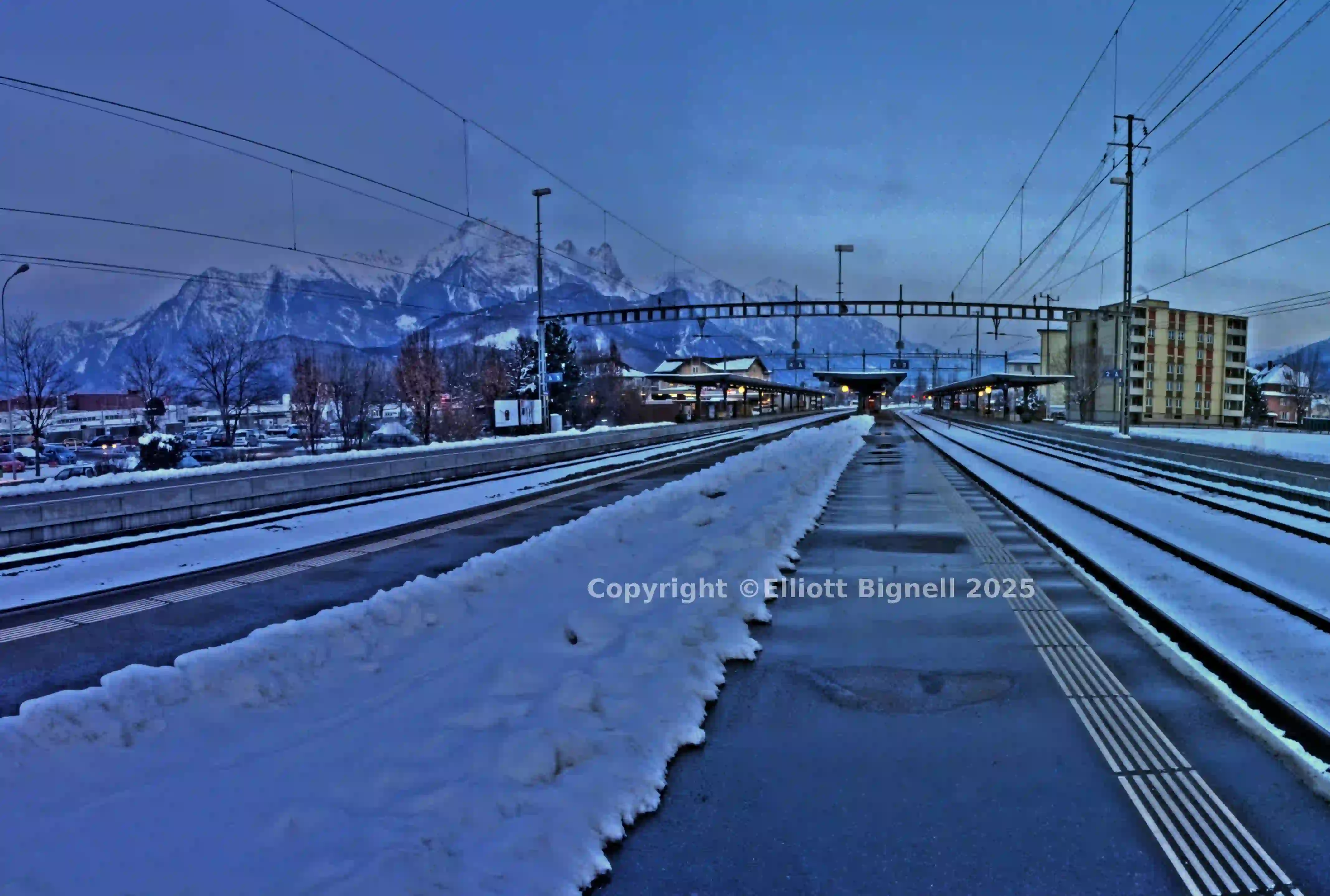Bahnhof.jpg