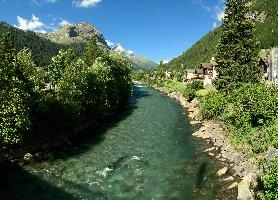 Hinterrhein bei Spluegen, alps, sunlight, switzerland, hiking, alpine, graubuenden, viamala, river, turquoise, graubünden, sunshine, swiss, walking, schweiz, village, blue sky, hinterrhein, clear, grisons, flowing, alpine, stream, green, mountains, spluegen, rhine, rural, running, water