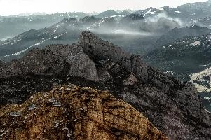 Little Figures, saentis, range, säntis, alpine, morning, swiss, alps, rock, appenzell, earl, switzerland, stone, weather, daybreak, peaks, mountains, view, scenery, haze, clouds