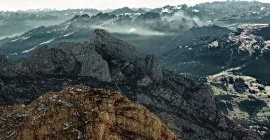 View from Säntis in Appenzell across the Swiss Alps at daybreak, range, haze, peaks, clouds, säntis, weather, mountains, daybreak, alpine, earl, swiss, morning, appenzell, view, saentis, scenery, alps, stone, switzerland, rock
