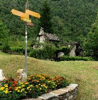 Cottage in the Valle Versasca, valle, locarno, hiking, signpost, guidance, valley, ticino, switzerland, schweiz, tourism, versasca, flowers, meadow, cottage, italian, walking, sign, route, woodland, forest