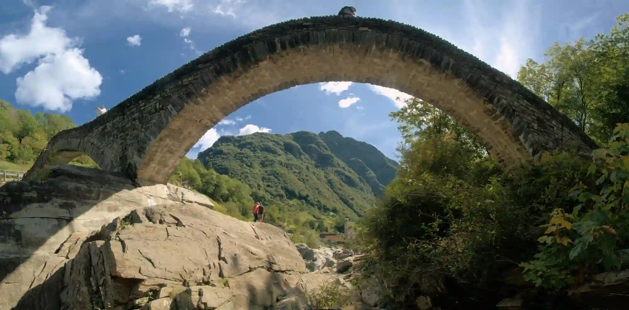 Lavertezzo, versasca, salti, mountains, switzerland, stone, river, tourism, lavertezzo, water, ticino, mediaeval, swiss, valle, famous, dei, alpine, double, arched, picturesque, ponte, italian, valley, alps, old, hump