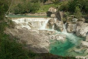Clear Water, valle, mountains, switzerland, rocks, clear, rapids, autumn, ticino, lavertezzo, schweiz, mountain, versasca, daylight, river, tourism, green, glacial, italian, water, teal, fiume, paradise, aquamarine