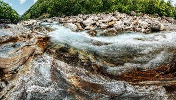 mantiuk_6084-mantiuk_6159.jpg