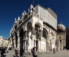 Basilica di San Marco, venezia, famous, venetian, tourists, church, marco, daylight, san, marks, veneto, domes, january, blue sky, italy, outdoors, sunny, piazza, saint, winter, historic, cathedral, venice, square, italian, basilica, travel, tourism, architecture, byzantine, venezia, mark, church, marco, historic, san, veneto, square, italy, ornate, piazza, cathedral, saint, basilica, grand, byzantine